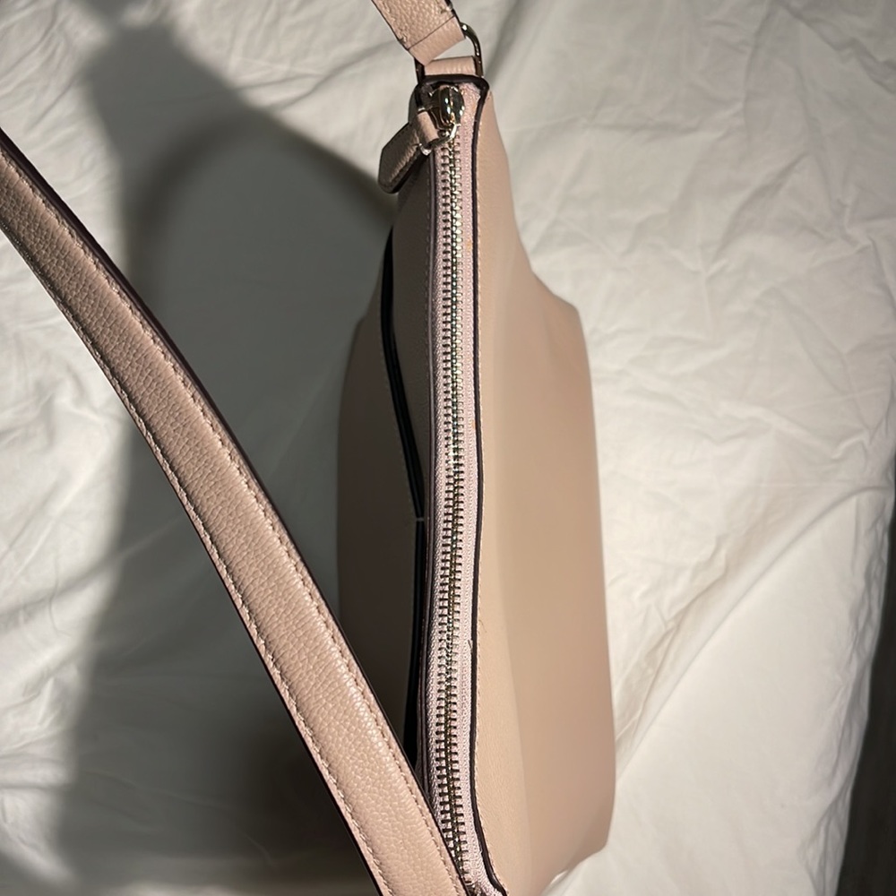 Kate Spade Bailey Shoulder Bag in Textured Beige - Picture 8 of 10